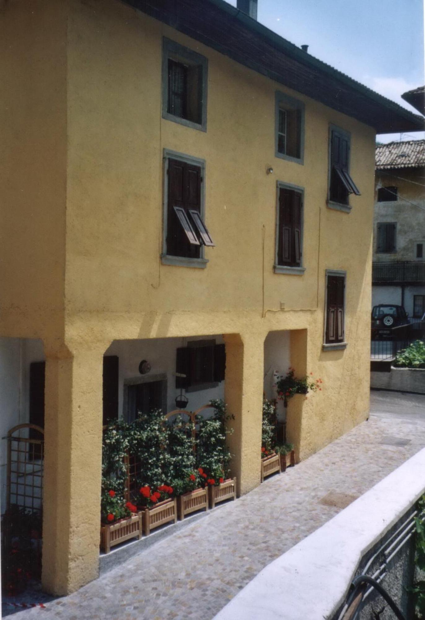 Casa Anna Villa Pieve Di Ledro Exterior photo